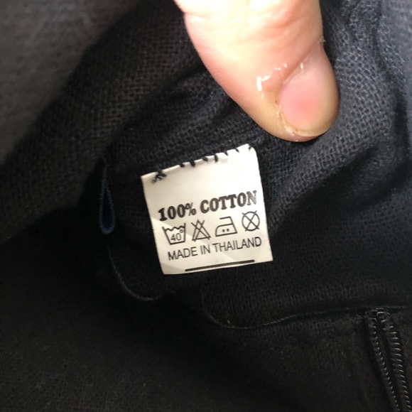 100% Cotton Floral Embroidered Pompom Crossbody - Picture 7 of 8